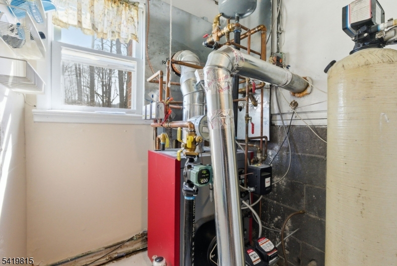 Barry Lakes - Residential