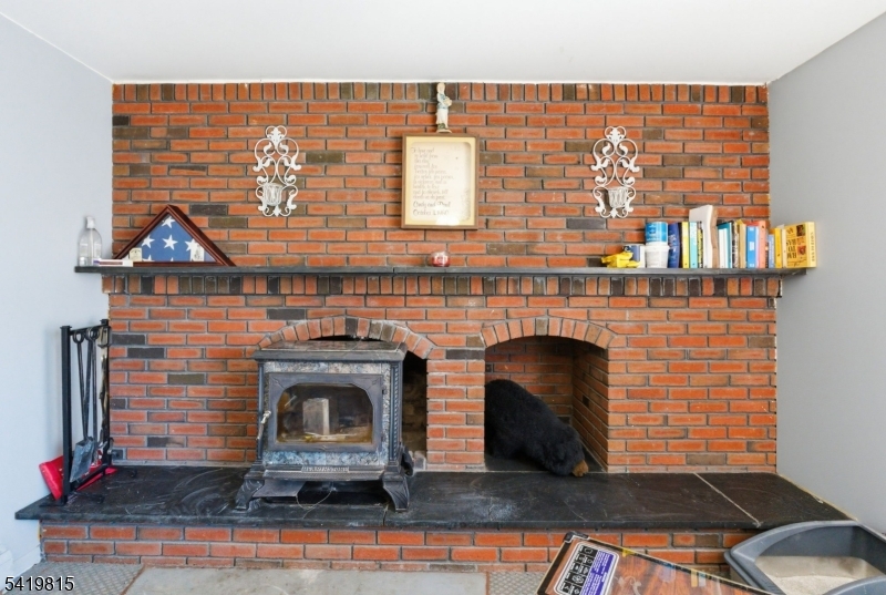 Barry Lakes - Residential