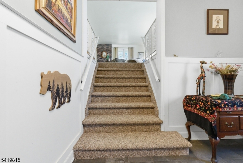 Barry Lakes - Residential