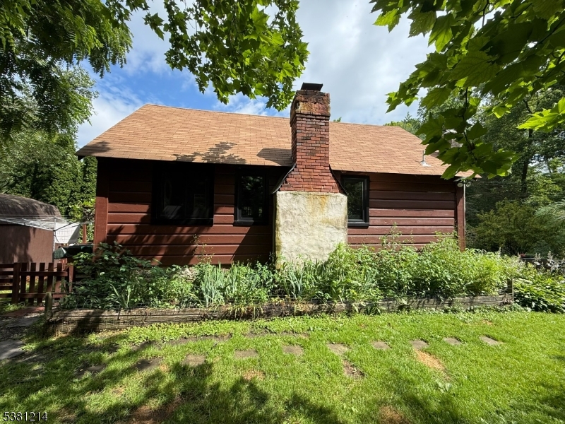 Cupsaw Lake - Residential