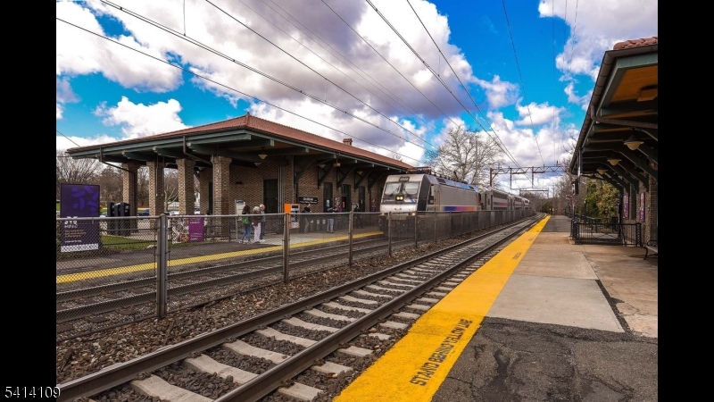 Chatham on Main - Residential Lease