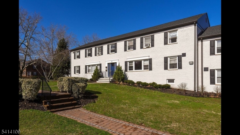 Chatham on Main - Residential Lease