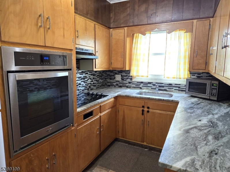 Columbia - Residential Lease