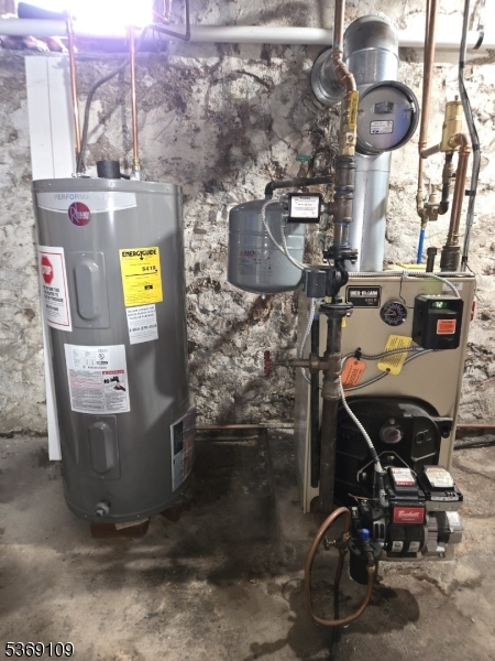 Columbia - Residential Lease