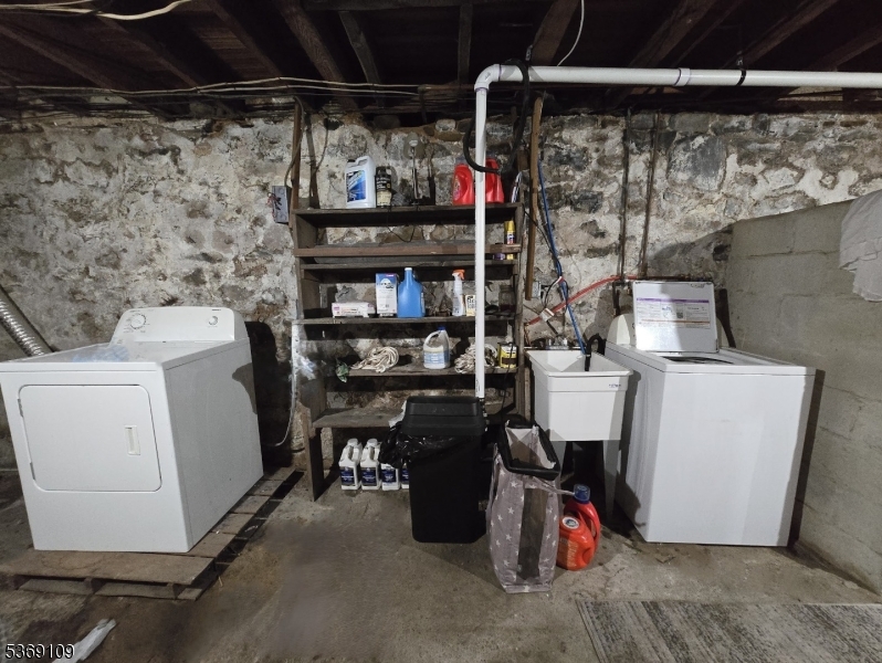 Columbia - Residential Lease