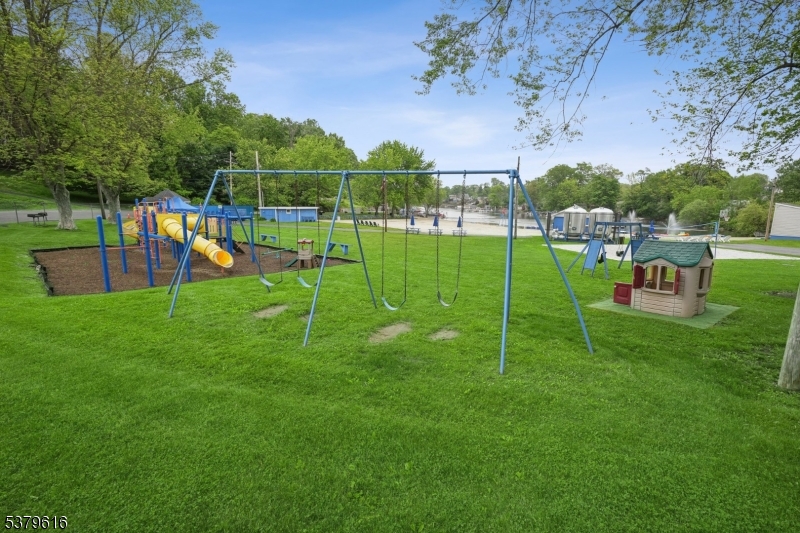 Brookland at Lakepointe - Residential