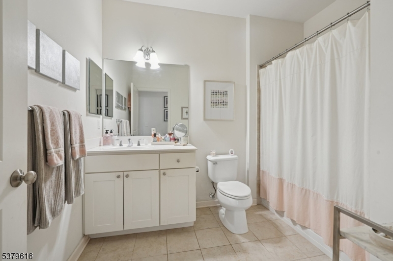 Brookland at Lakepointe - Residential