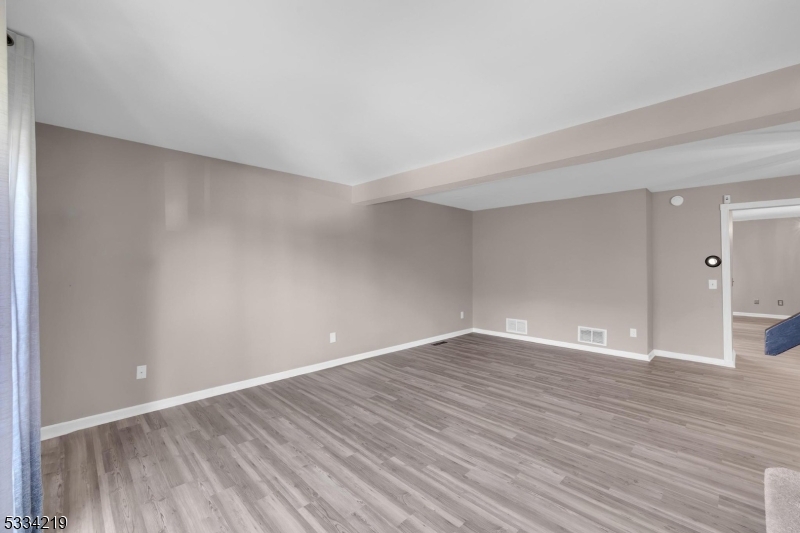 Hastings Square - Residential