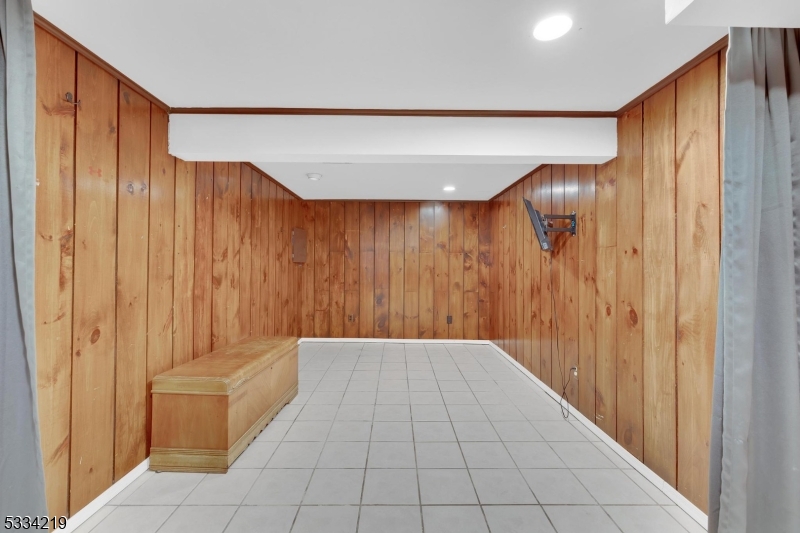 Hastings Square - Residential