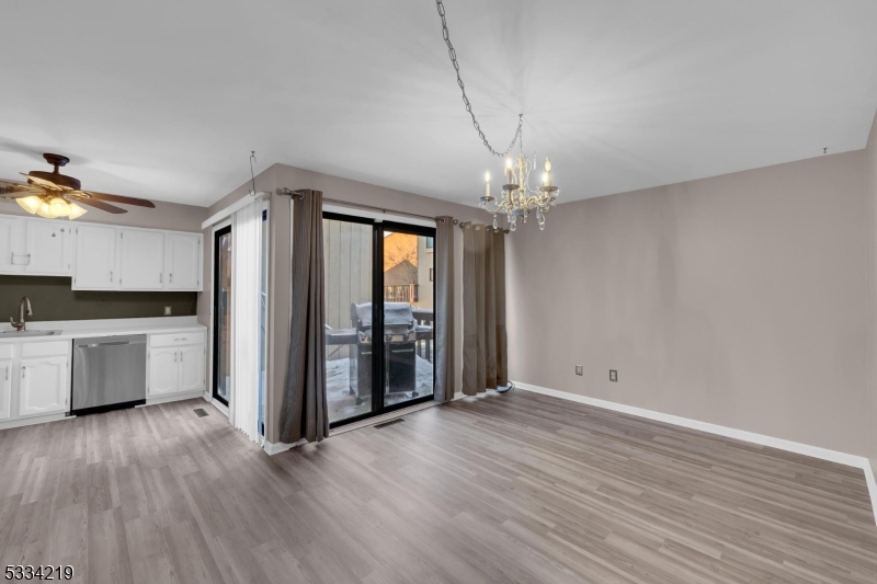 Hastings Square - Residential