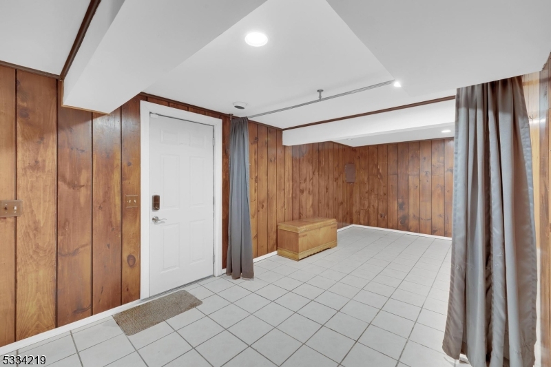 Hastings Square - Residential