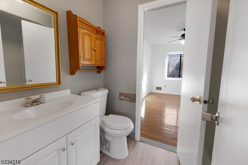 Hastings Square - Residential