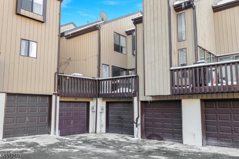 Hastings Square - Residential