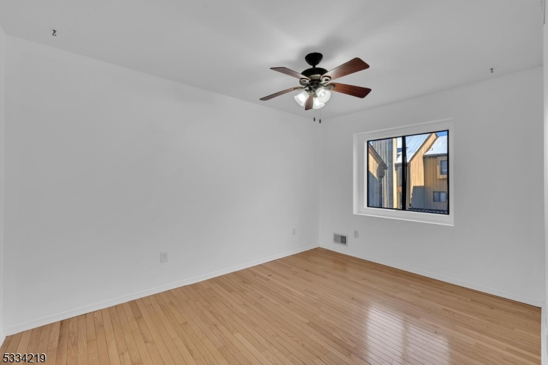 Hastings Square - Residential