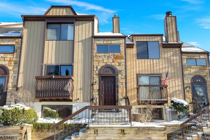 Hastings Square - Residential