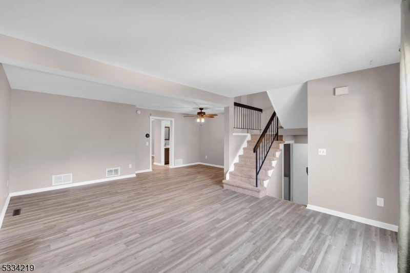 Hastings Square - Residential