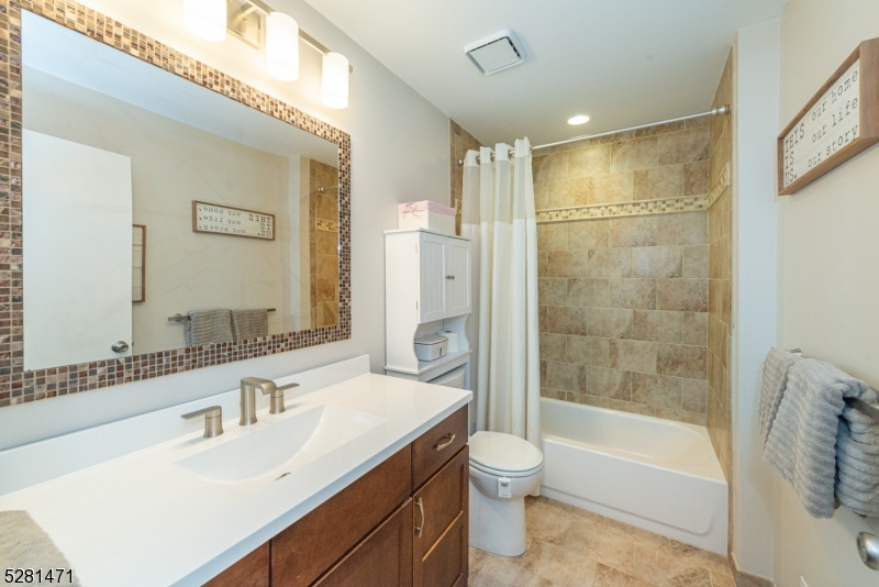 Society Hill II - Residential