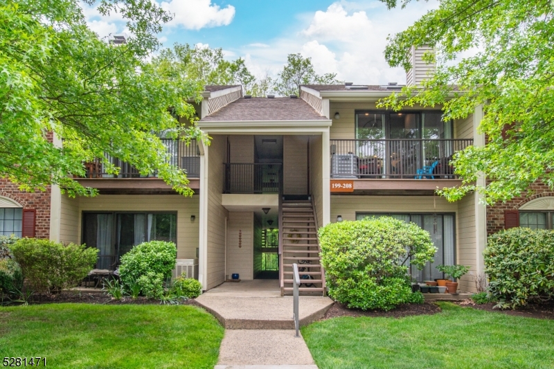 Society Hill II - Residential