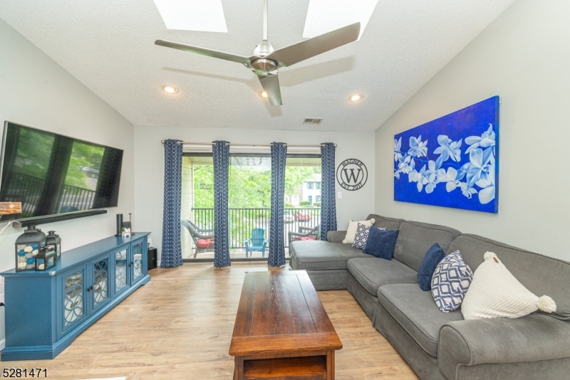 Society Hill II - Residential