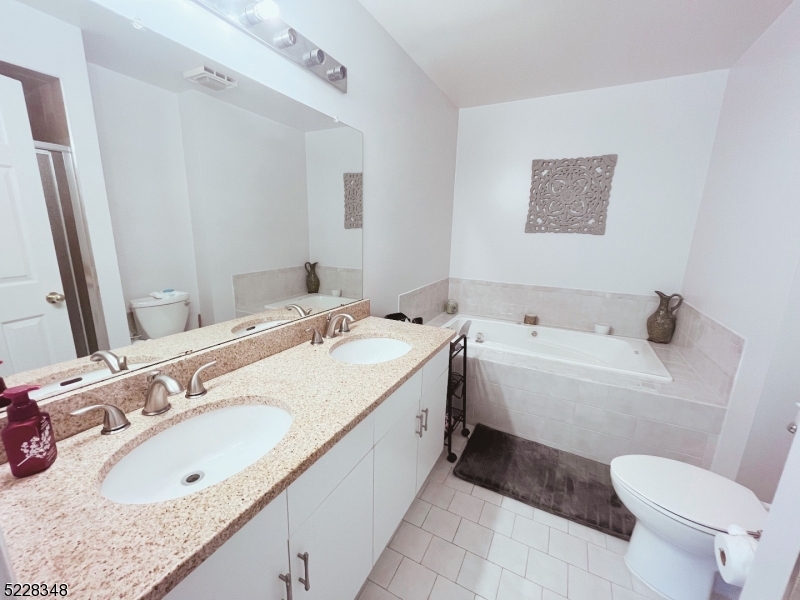 Montville Chase - Residential Lease