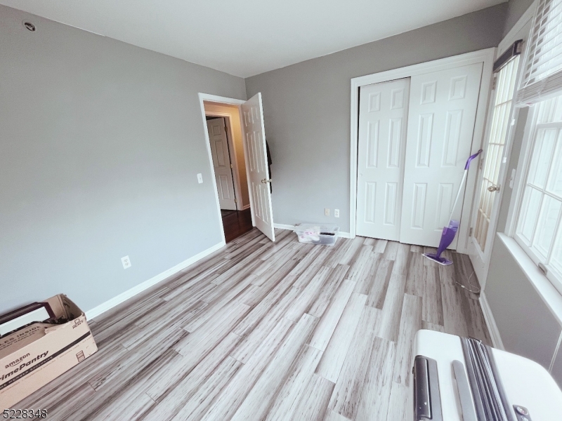 Montville Chase - Residential Lease