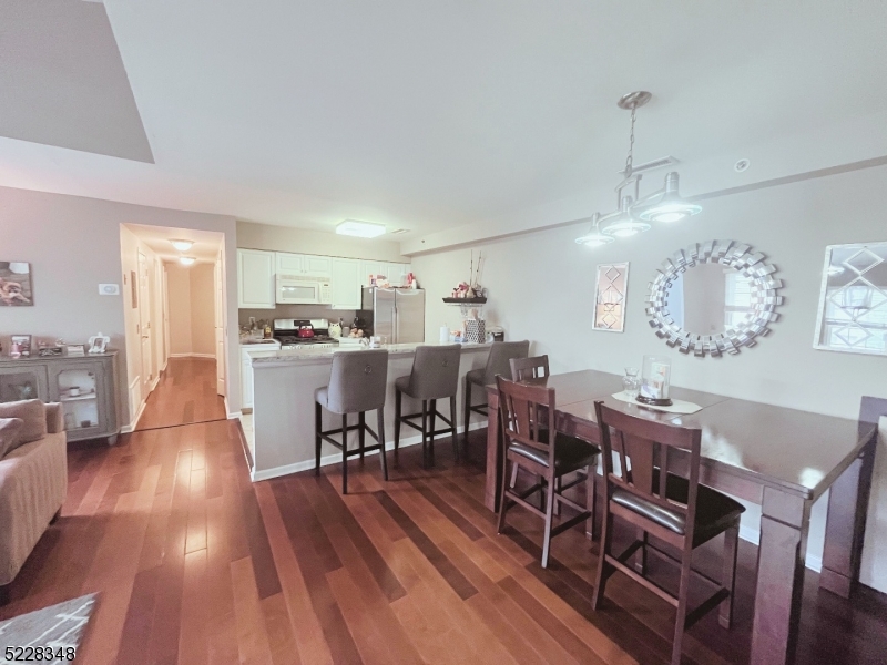 Montville Chase - Residential Lease