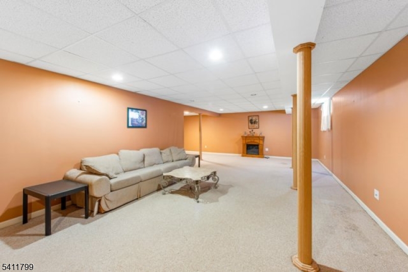 Lakeview At Jefferson - Residential