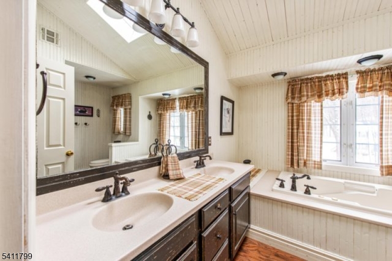 Lakeview At Jefferson - Residential