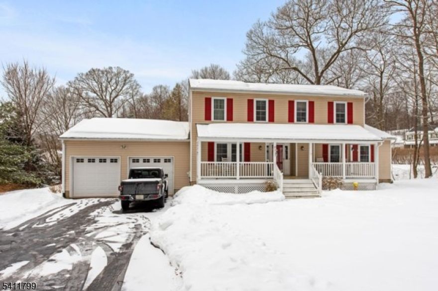 WARM & INVITING COLONIAL IN GREAT NEIGHBORHOOD AT END OF CUL-DE-SAC. PRETTY COUNTRY FRONTPORCH. SUNNY EIK W/CTR ISL GRANITE COUNTERTOPS, 4 BEDROOMS,OFFICE,FINISHED BASEMENT,FAMILYRM W/GAS FIREPLACE,NEWER WINDOWS, TWO TEIR COMPOSITE DECKNATURALGAS, LOTS MORE!COMMUTERS DREAM. CLOSE TO EVERYTHING. WON'T LASTselling strickly "AS IS" no known issues, contingent on family finding new home,actively searching