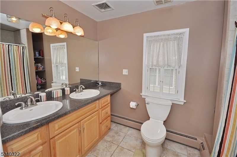 Butler Boro, New Jersey 07405, United States, 3 Bedrooms Bedrooms, ,3 BathroomsBathrooms,Residential,Coming Soon,99059