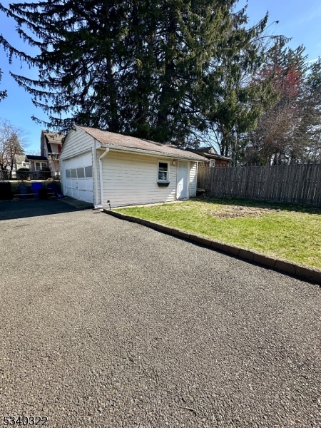 Butler Boro, New Jersey 07405, United States, 3 Bedrooms Bedrooms, ,3 BathroomsBathrooms,Residential,Coming Soon,99059