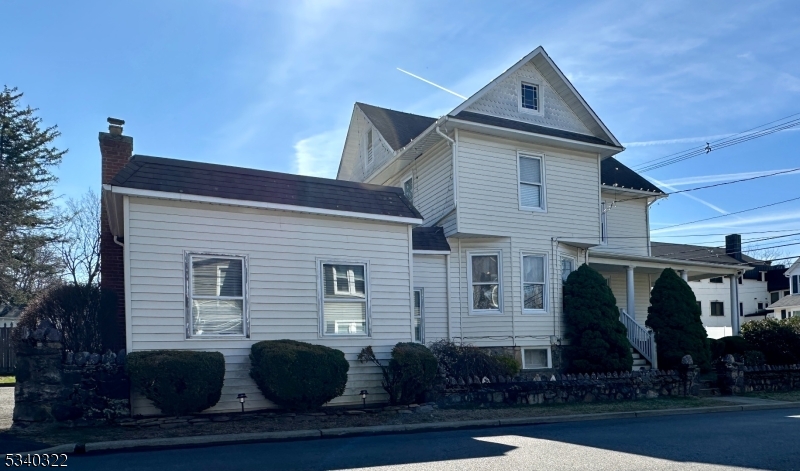 Butler Boro, New Jersey 07405, United States, 3 Bedrooms Bedrooms, ,3 BathroomsBathrooms,Residential,Coming Soon,99059