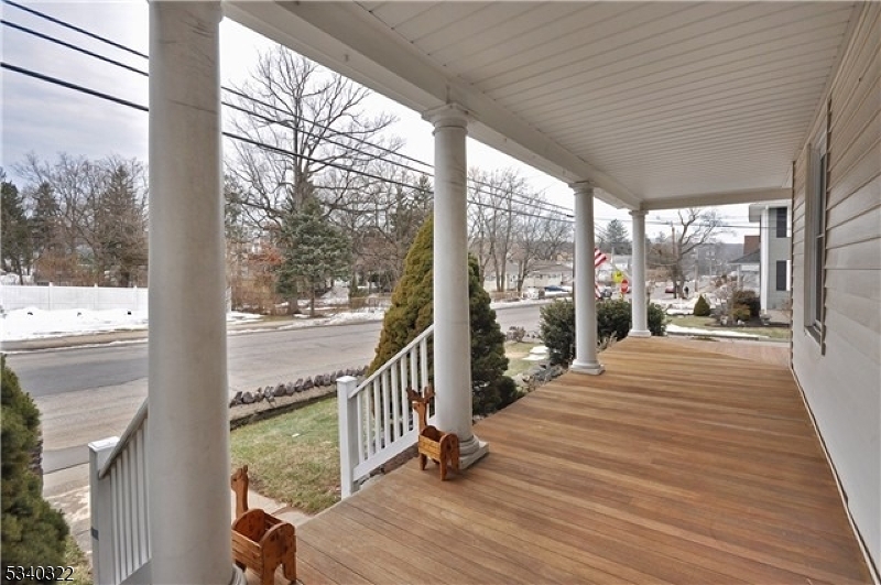 Butler Boro, New Jersey 07405, United States, 3 Bedrooms Bedrooms, ,3 BathroomsBathrooms,Residential,Coming Soon,99059