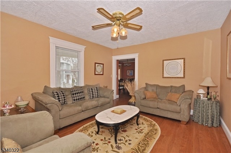 Butler Boro, New Jersey 07405, United States, 3 Bedrooms Bedrooms, ,3 BathroomsBathrooms,Residential,Coming Soon,99059