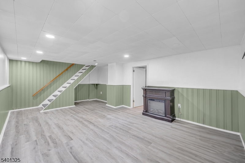 White Meadow Lake - Residential Lease