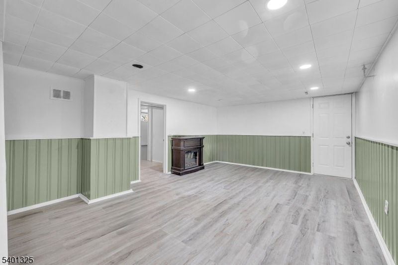 White Meadow Lake - Residential Lease