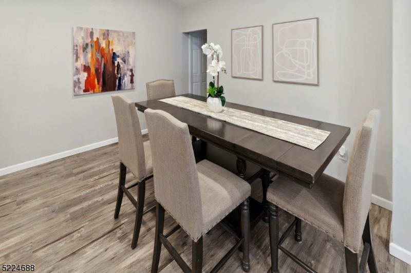 Scenic Lakes - Residential