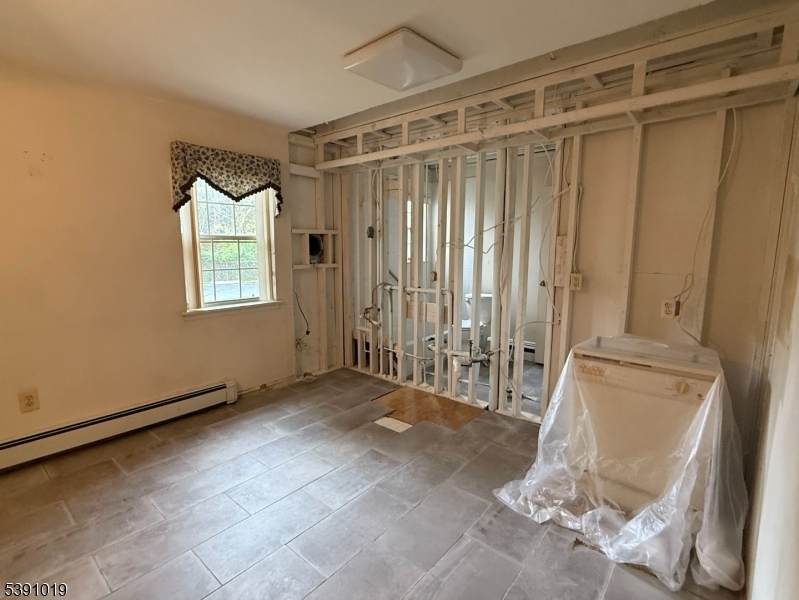 Valley Stream - Residential