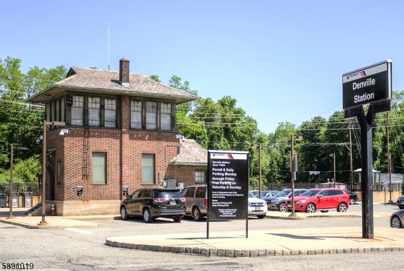 Valley Stream - Residential