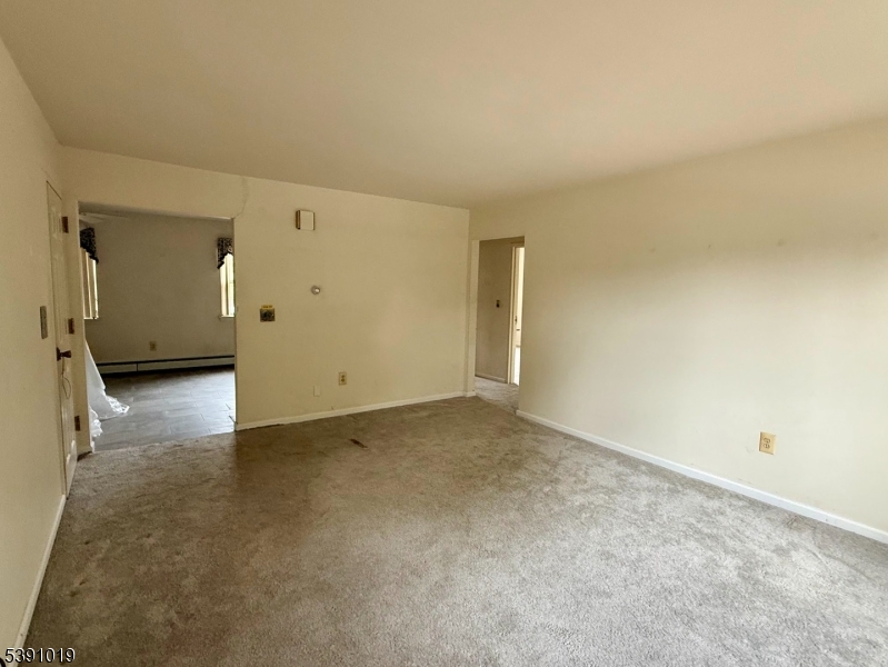 Valley Stream - Residential