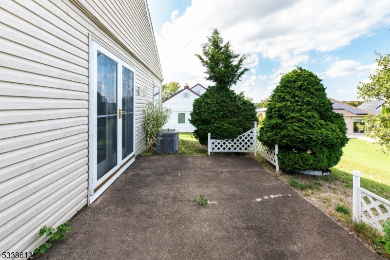 Leisure Knoll - Residential