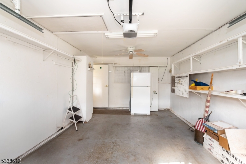 Leisure Knoll - Residential