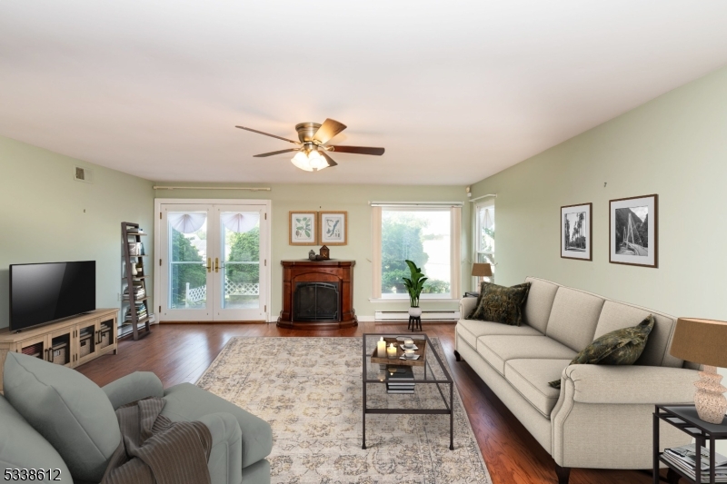 Leisure Knoll - Residential