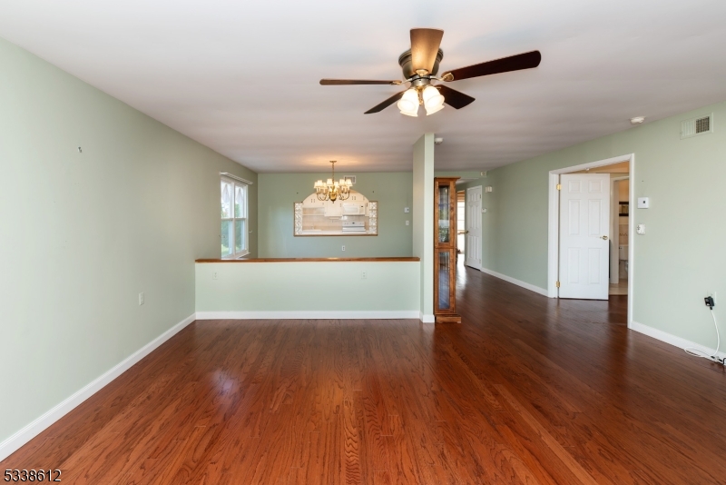 Leisure Knoll - Residential