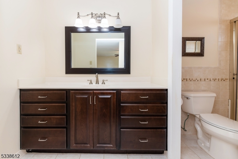 Leisure Knoll - Residential