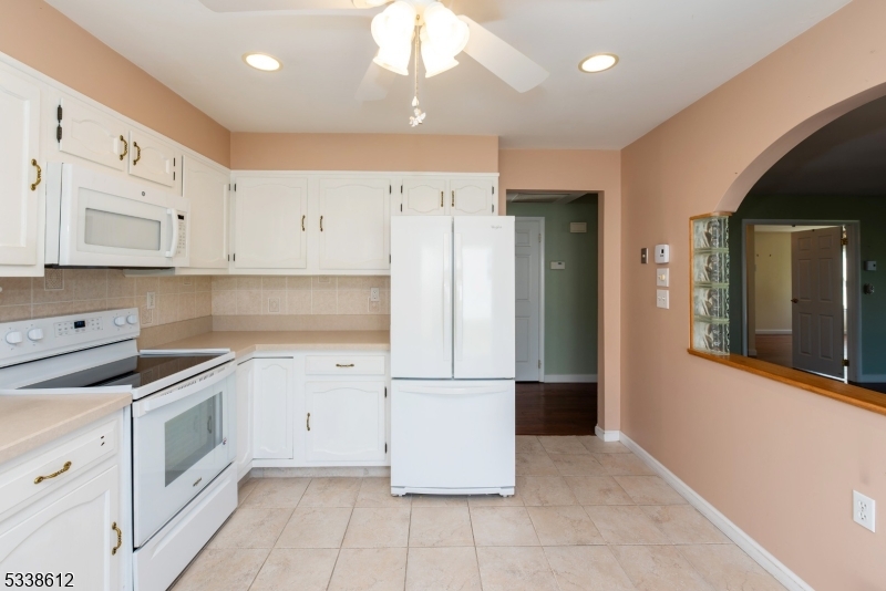 Leisure Knoll - Residential