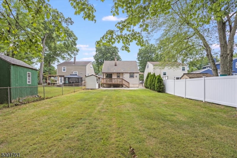 Lake Hiawatha - Residential