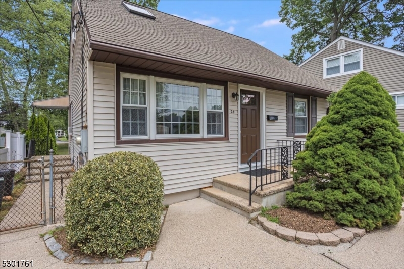 Lake Hiawatha - Residential