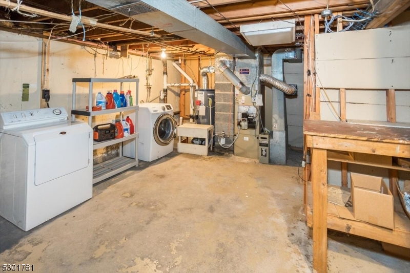 Lake Hiawatha - Residential