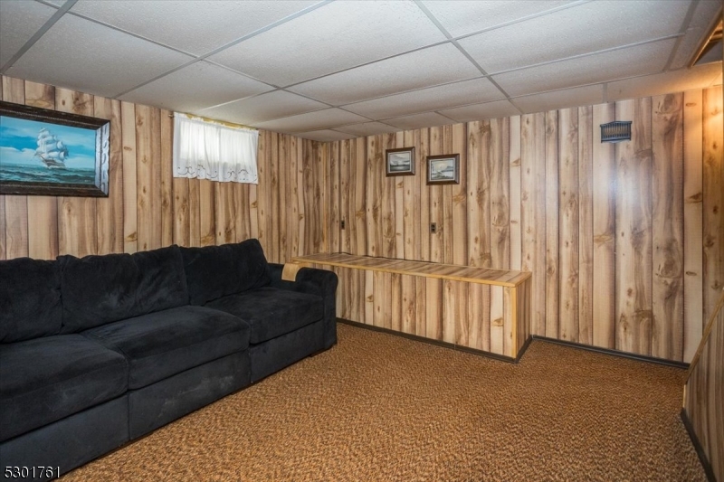 Lake Hiawatha - Residential